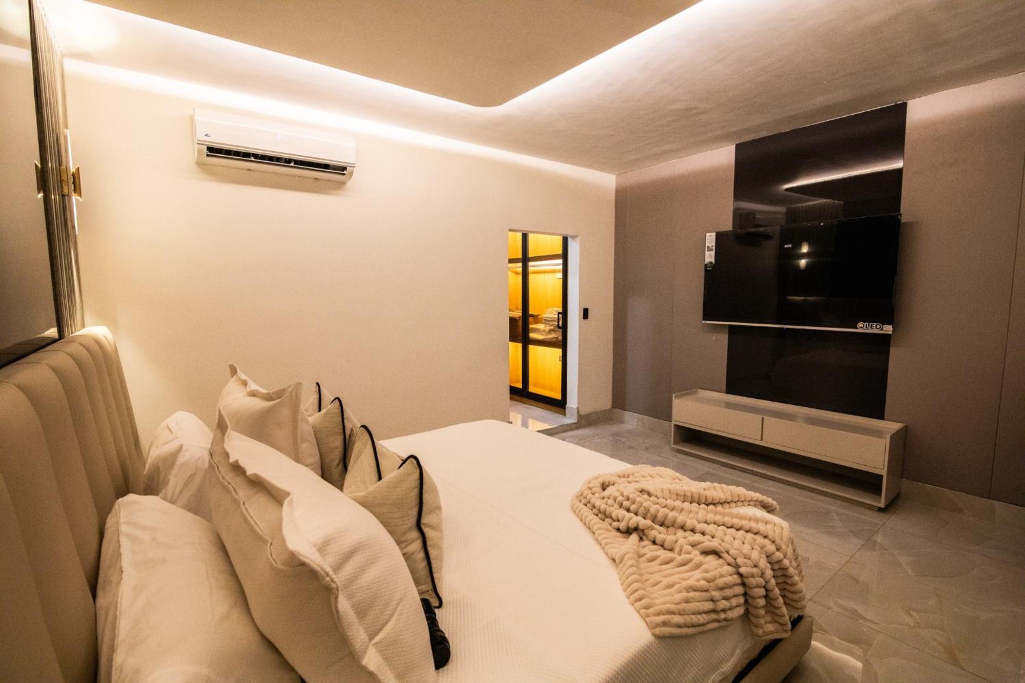 Lovera Hotel Santiago De Los Caballeros Zewnętrze zdjęcie